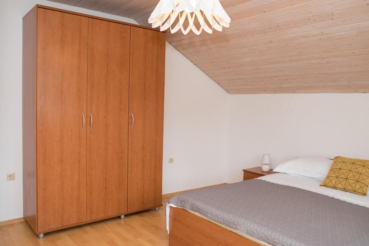Apartment Dalmatien Raslina Exteriör bild