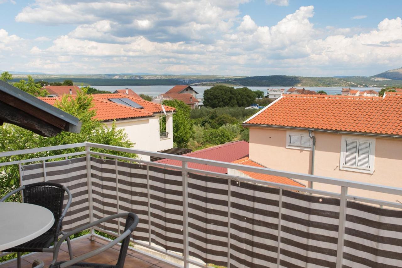 Apartment Dalmatien Raslina Exteriör bild