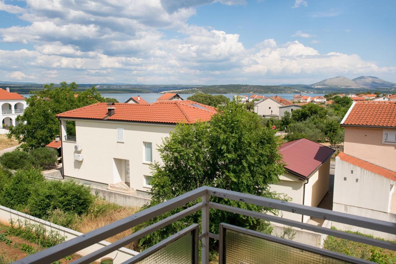Apartment Dalmatien Raslina Exteriör bild