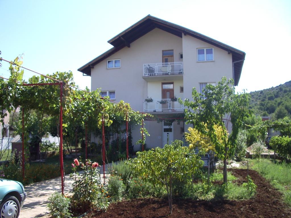 Apartment Dalmatien Raslina Exteriör bild